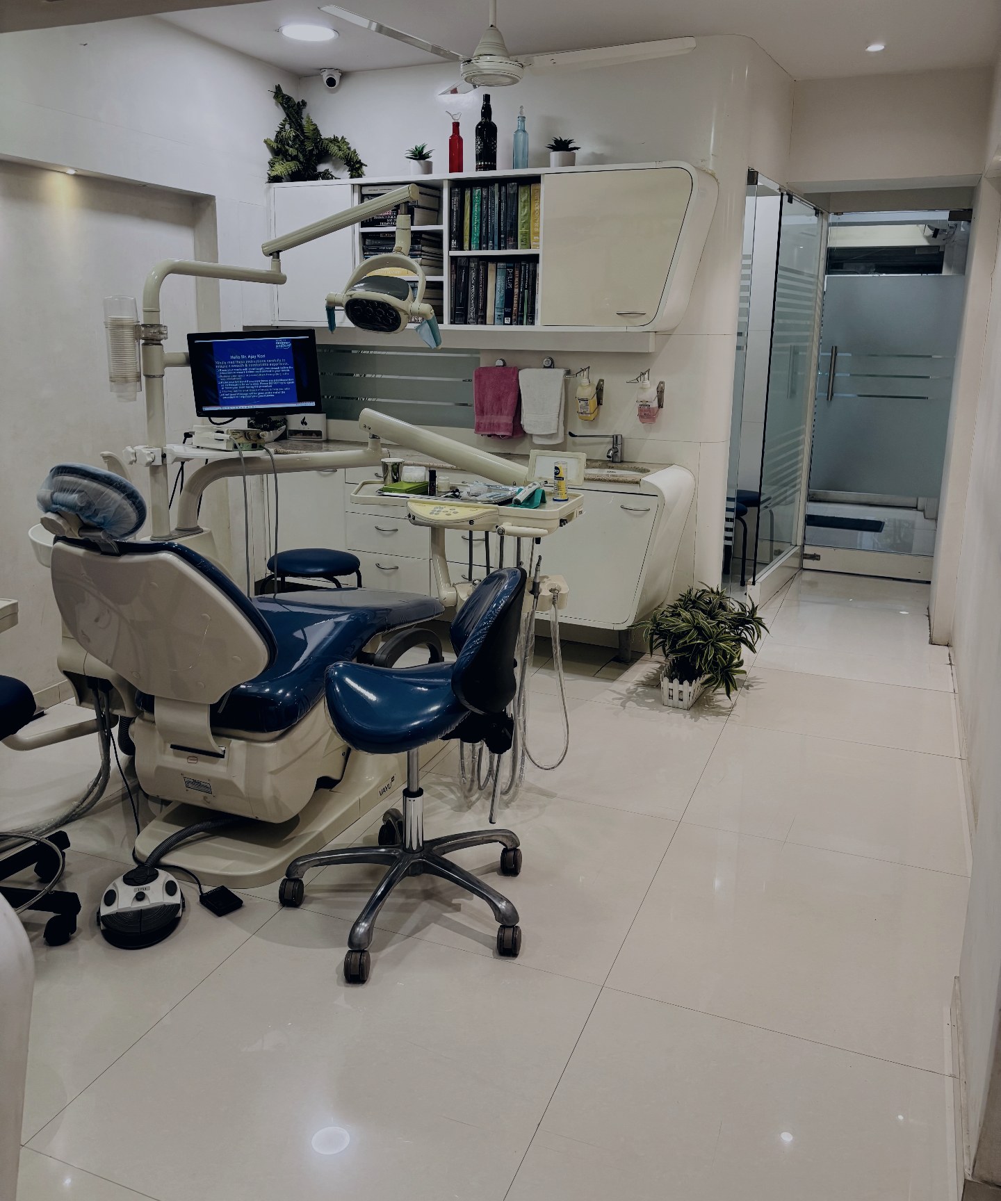 Designer Smiles welcomes international and out-of-town dental patients to Mumbai